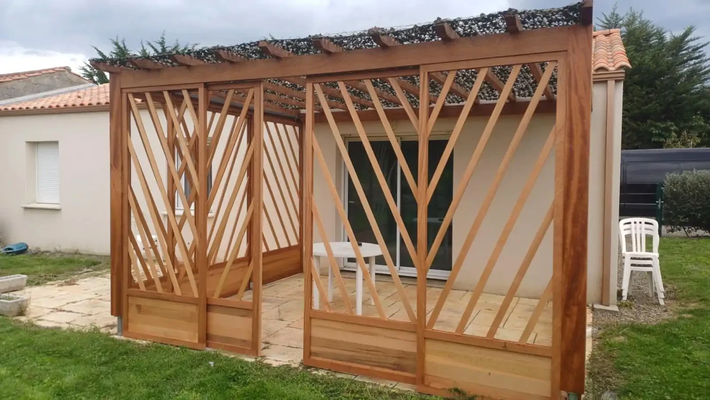 fabrication pergola bois à Angles 85