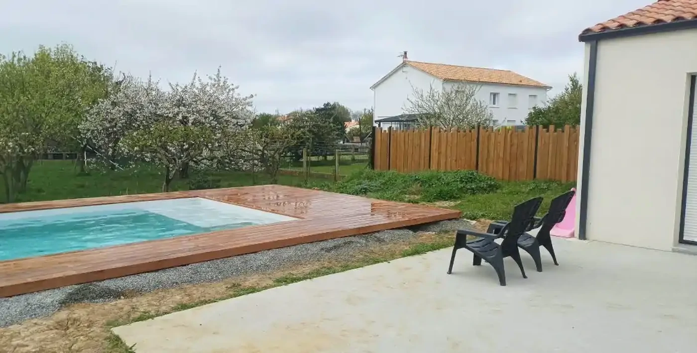 terrasse bois piscine Angles