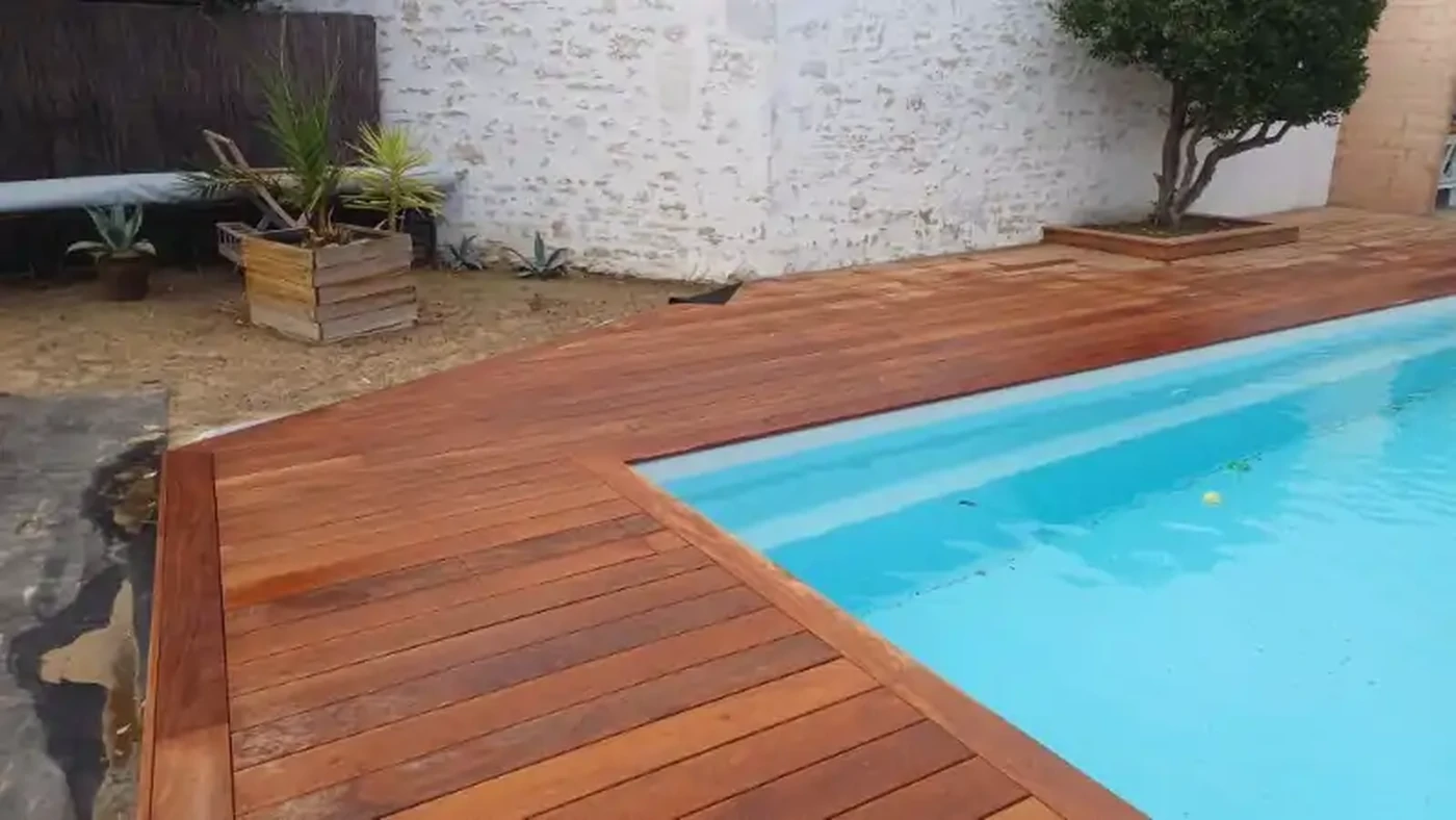 terrasse piscine L'Aiguillon-sur-Mer